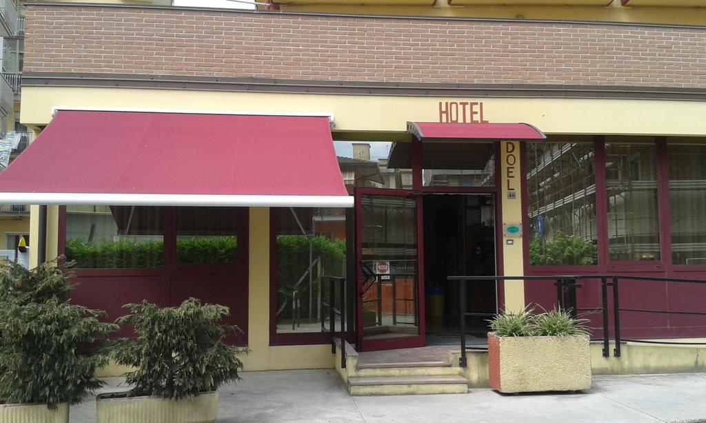 Hotel Nuova Doel Sottomarina Exterior foto